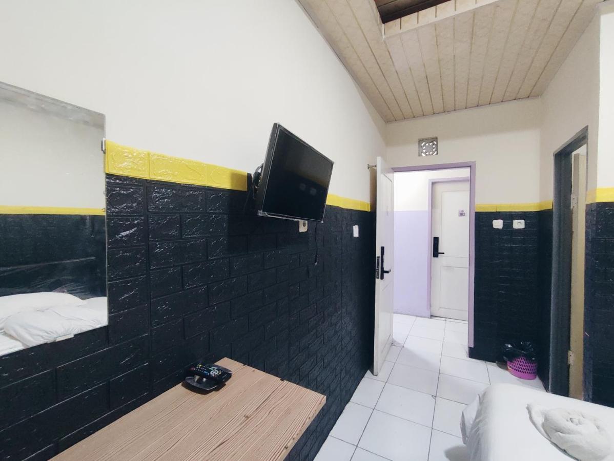 Superstar Residence Tomohon Redpartner Екстериор снимка